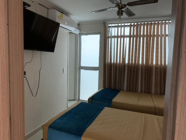 Apartamentos Laureles De La 70 Medellín Kültér fotó