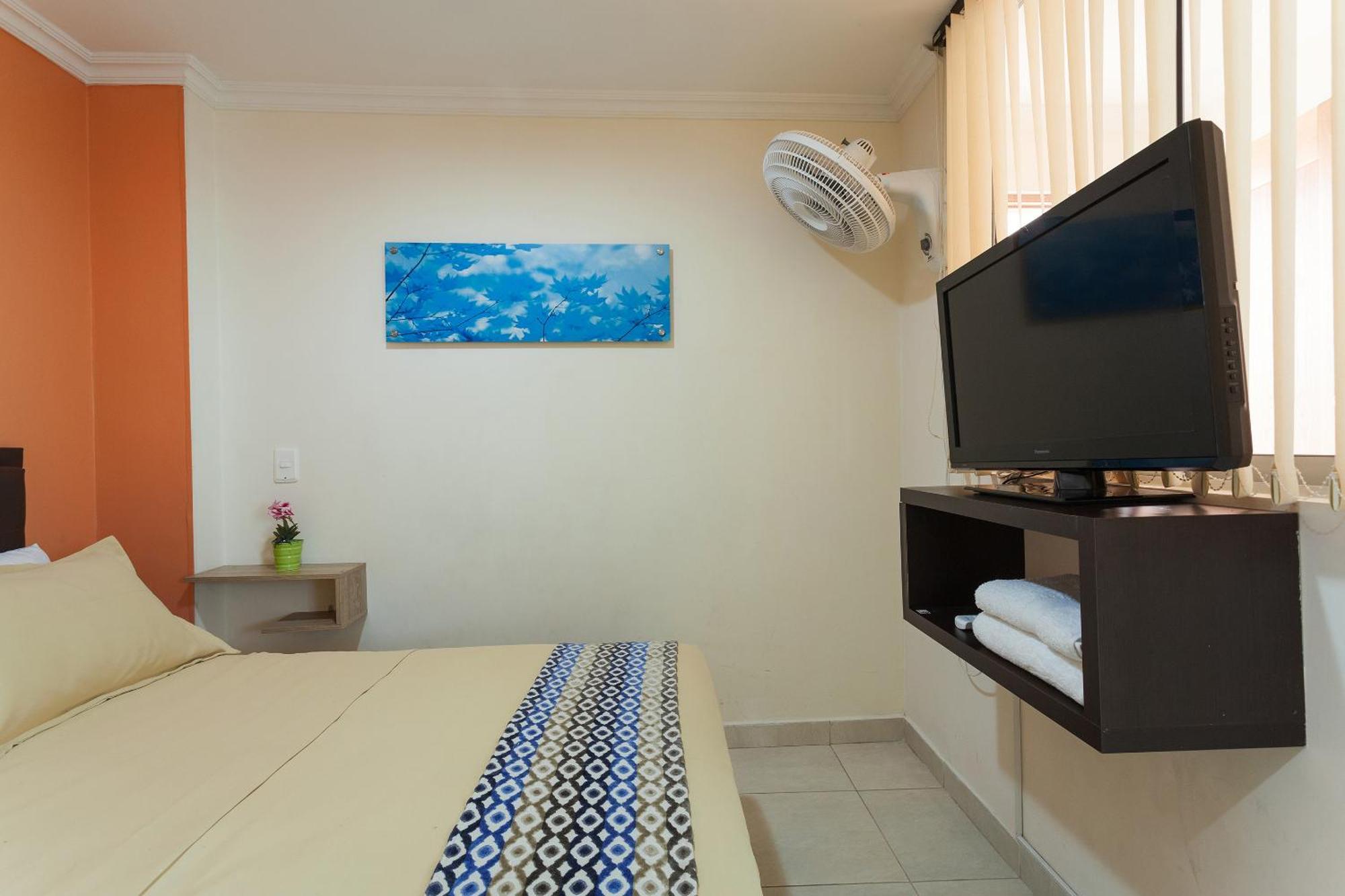 Apartamentos Laureles De La 70 Medellín Kültér fotó