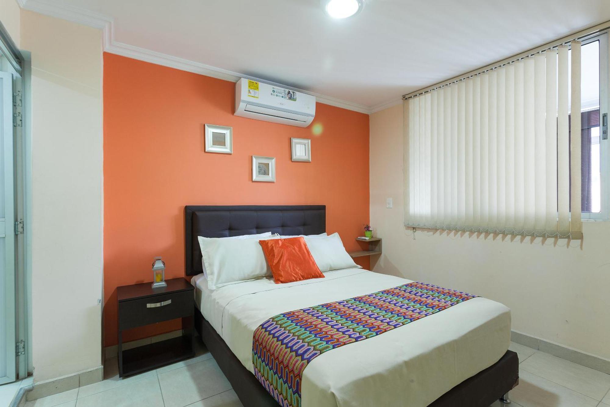 Apartamentos Laureles De La 70 Medellín Kültér fotó