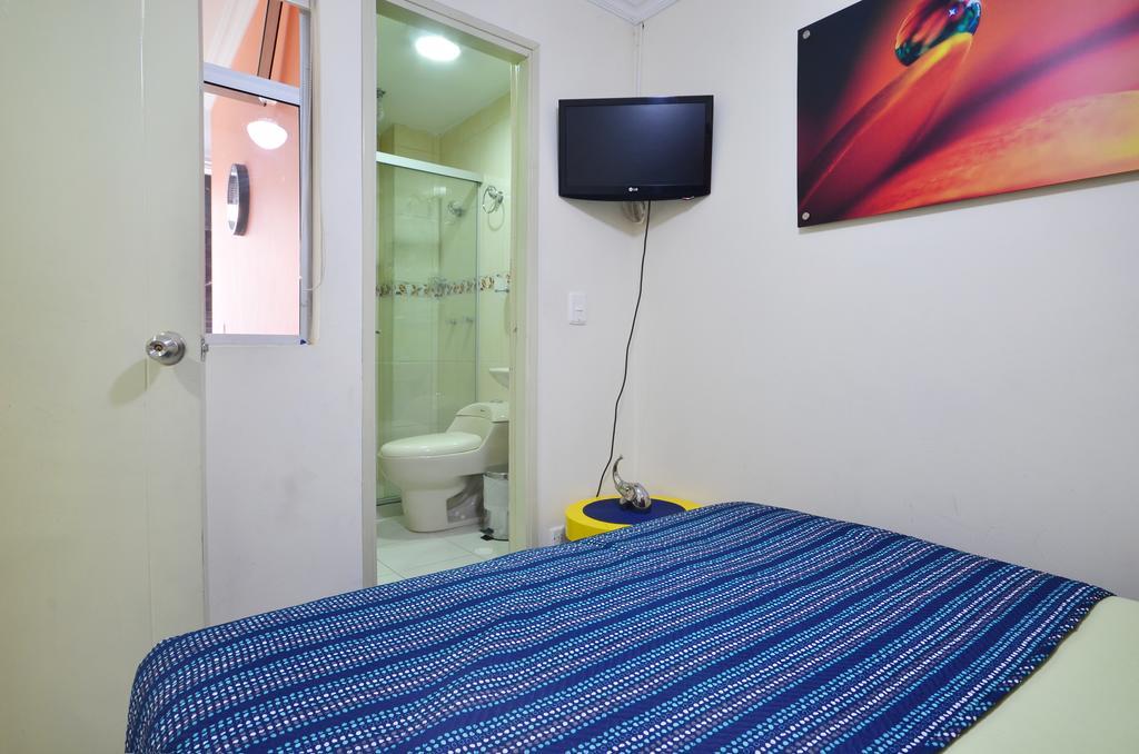 Apartamentos Laureles De La 70 Medellín Kültér fotó