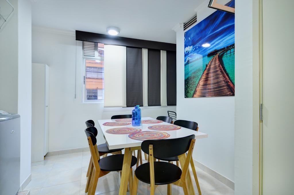 Apartamentos Laureles De La 70 Medellín Kültér fotó