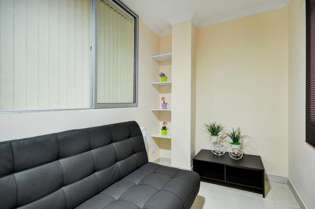 Apartamentos Laureles De La 70 Medellín Kültér fotó