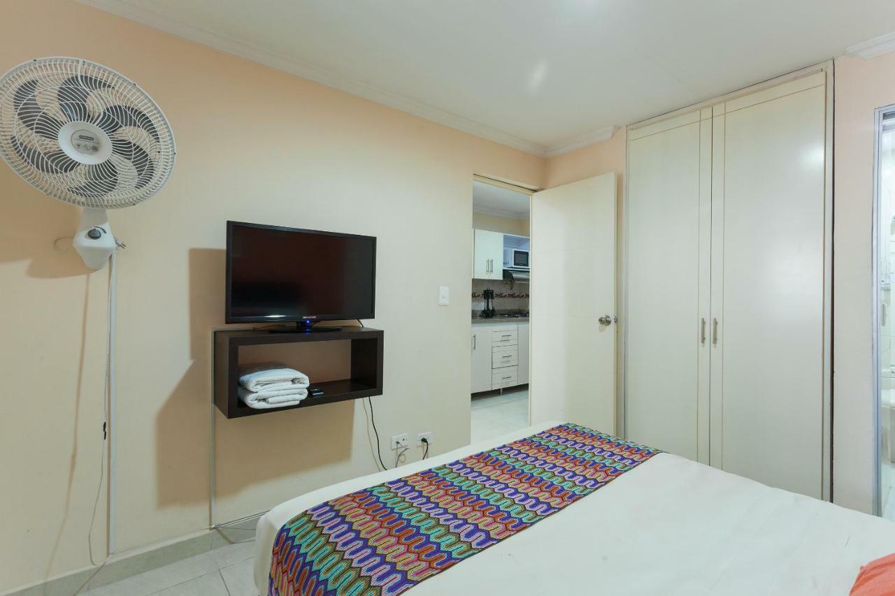 Apartamentos Laureles De La 70 Medellín Szoba fotó